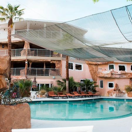 Hyundae Resort And Spa Desert Hot Springs Bagian luar foto