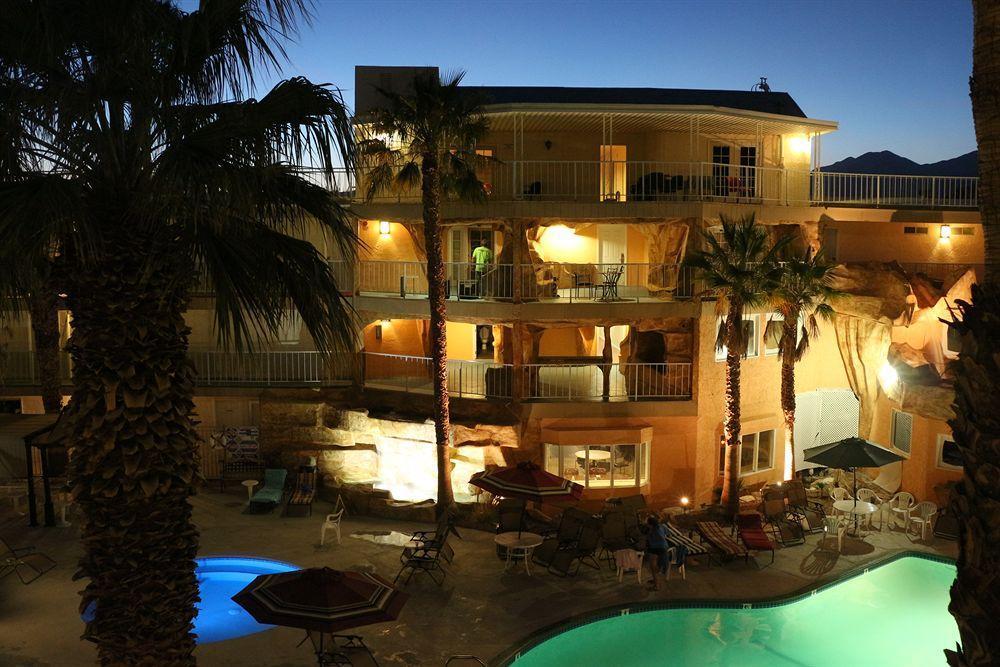 Hyundae Resort And Spa Desert Hot Springs Bagian luar foto